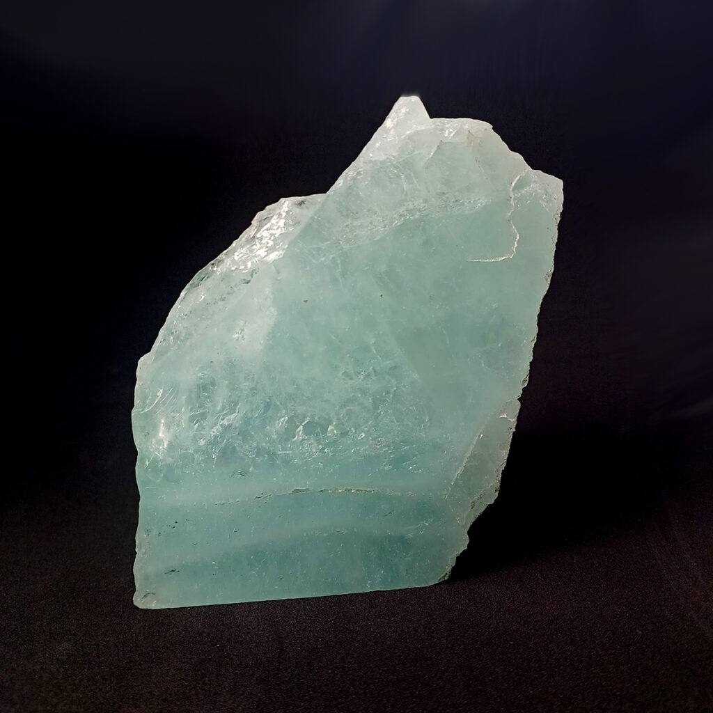 big aquamarine specimen natural 2